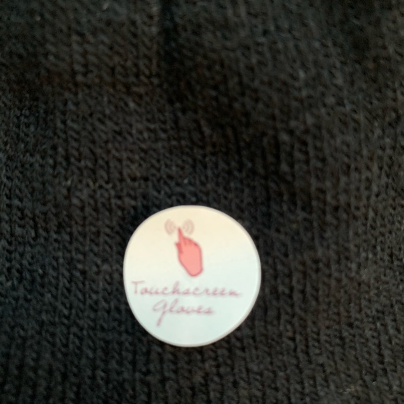 Brand new SO black touchscreen gloves with tags - Picture 4 of 4